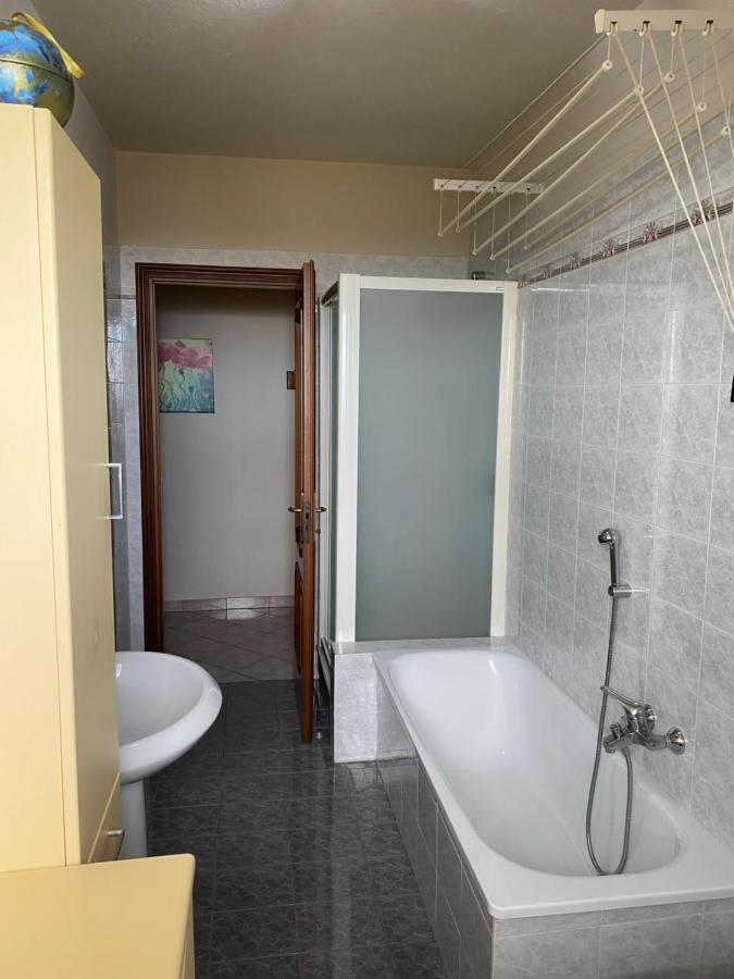 Casa Carlino Apartment Santo Stefano Belbo Ngoại thất bức ảnh